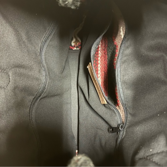 McFadin Buckle Bag - Picture 5 of 10